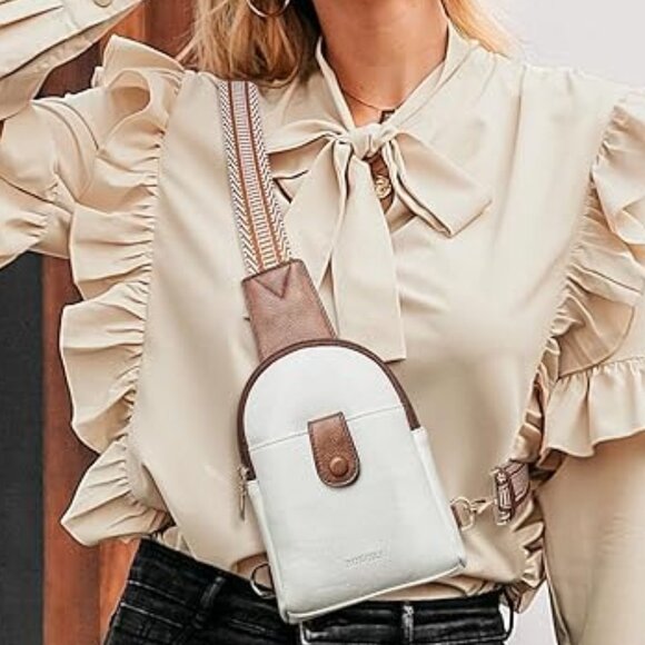 Crossbody chest bag main image 6